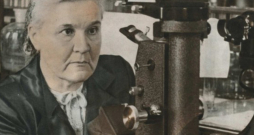 Akadēmiķe Lidija Liepiņa  – gāzmaskas izgudrotāja. Attēls no žurnāla “Zvaigzne”, Nr.5.