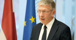 Komisijas priekšsēdētājs Andrejs Judins.