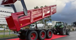 'Chevance Optima' puspiekabe.