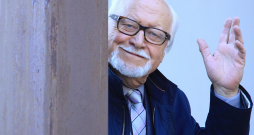 "Kino mani ievirzīja liktenis, un es tam esmu ļāvies..." savulaik intervijā teica Jānis Streičs.