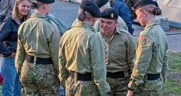 Visām dāņu sievietēm jāgatavojas karot.