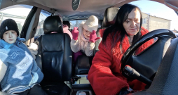 Turam īkšķus, lai auto pielec! Turam īkšķus, lai auto pielec!