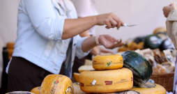 Siera patēriņš Latvijā un Latvijas siera eksports aug.