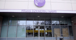 Rīgas Dzemdību nama ēka.