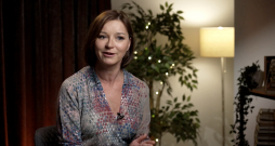 Dziedātāja Marija Naumova.