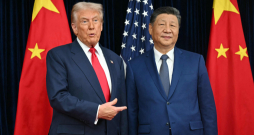 ASV prezidents Donalds Tramps drīzumā plāno tikties ar Ķīnas līderi Sji
Dzjiņpinu, lai pārrunātu abu lielvalstu attiecības. ASV un Ķīna
ir divas spēcīgākās lielvaras pasaulē, un to konkurences cīņa
neizbēgami ietekmē arī citas valstis.