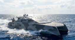 Taktiskais katamarāns LNT-27.