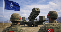 Pretgaisa aizsardzības sistēma "Patriot".