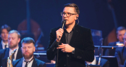 Dziedātājs Andris Ērglis.