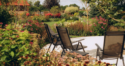 Kopts mūsdienīgs dārzs. Kopts mūsdienīgs dārzs.