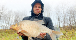 Jauna vieta un uzvaras zivs.