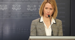 "Eiropai jābūt stiprai, jāaizstāv starptautiskās tiesības un jāveido nākotnes globālā kārtība, pirms nav par vēlu!" otrdien, tiekoties ar Eiropas Parlamenta deputātiem Ārlietu komitejā, uzsvēra ES augstā pārstāve ārlietās Kaja Kallasa.