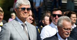 No amata atstādinātais Rēzeknes domes priekšsēdētājs Aleksandrs Bartaševičs (no kreisās) un vicemērs Jānis Tutins, kurš jau gandrīz divus mēnešus pilda pašvaldības vadītāja pienākumus.