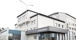 Jēkabpils reģionālajā slimnīcā traumatoloģijas nodaļa ir slēgta. Jēkabpils reģionālajā slimnīcā traumatoloģijas nodaļa ir slēgta.