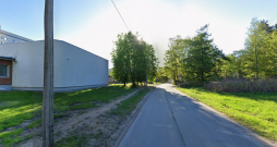 Posms, kas savieno Hipokrāta un Juglas ielu.