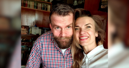 Dagmāra Legante ar savu brāli. Dagmāra Legante ar savu brāli.