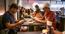 "Kebab Factory" telpas. "Kebab Factory" telpas.