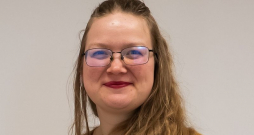 Liene Kņaze, Sarkandaugavas lietu bibliotēkas vadītāja: "Lietas pēc līguma noslēgšanas lietu bibliotēkā bez maksas var aizņemties uz laiku, sākot no vienas stundas līdz pat divām nedēļām."