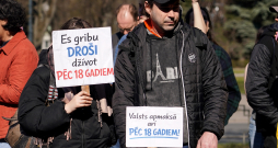 Latvijas Diabēta asociācija sadarbībā ar pacientiem rīko piketu pie Ministru kabineta. Latvijas Diabēta asociācija sadarbībā ar pacientiem rīko piketu pie Ministru kabineta.