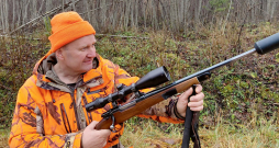 Arī tagad Alvim dzinējmedības nav nekas neiespējams, ja blakus ir atsaucīgi medību kolēģi.