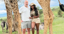 Džozefs Aizeks Makkans ar līgavu Ešliju Robinsoni.