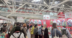 Boloņas grāmatu izstāde ik gadu pulcē autorus, ilustratorus un izdevējus no visas pasaules.