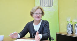 "Jo ciešāka būs uzņēmumu, tehnoloģiju izstrādātāju un zinātnieku sadarbība, jo vairāk varēsim runāt ne tikai par atkritumu samazināšanu vien, bet par jaunu pārtikas nozares uzņēmumu biznesa nišu un eksportspējīgu virzienu attīstību," norāda Latvijas Pārtikas uzņēmumu federācijas padomes priekšsēdētāja Ināra Šure.