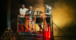 Grupa "The Rozz", Misters Krūmiņš un Liene Lagzdiņa.
