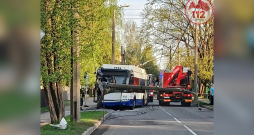 Trolejbusa avārija Ķengaragā.