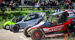 Latvijas autokrosa starts Brenguļos.