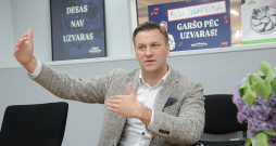 "Maag Latvija AS" valdes loceklis Heino Lapiņš: "Desmit gadu laikā esam desmitkāršojuši pelmeņu eksportu – mēs tos vedam uz Lielbritāniju, Vāciju, Nīderlandi, Poliju, Igauniju, Somiju un tūlīt sāksim vest uz Lietuvu, kas ir lielākais pelmeņu tirgus Baltijā. Arī vietējā tirgū pārdošanas apjomi pēdējos gados ir trīskāršojušies. Ja kāds man pirms desmit gadiem būtu teicis, ka notiks tik strauja izaugsme, nebūtu ticējis."
