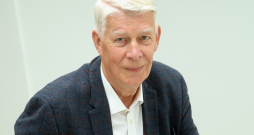 Valdis Zatlers: “Runājiet viens ar otru! Jo pasauli nevar saprast vienatnē.”