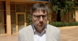 Latvijas Slimnīcu biedrības valdes priekšsēdētājs Artūrs Bērziņš. Latvijas Slimnīcu biedrības valdes priekšsēdētājs Artūrs Bērziņš.