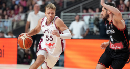 Artūrs Žagars 2027. gada Pasaules kausa kvalifikācijas spēlē basketbolā vīriešiem starp Latviju un Austriju "Xiaomi arēnā". Artūrs Žagars 2027. gada Pasaules kausa kvalifikācijas spēlē basketbolā vīriešiem starp Latviju un Austriju "Xiaomi arēnā".