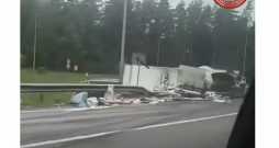 11. jūlija rītā Salacgrīvas pagastā uz Tallinas šosejas pie Oltūžiem vienā avārijā gāja bojā četri cilvēki. 