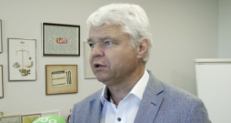 Latvijas Tirgotāju savienības valdes priekšsēdētājs Raimonds Okmanis.