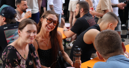 Rīgas Burgeru festivāla pirmā diena Esplanādes parkā.