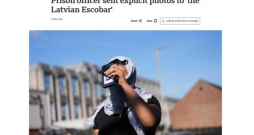 “Cietuma uzraudze sūta atklāti seksuālas fotogrāfijas "latviešu Eskobaram”". Tā virsrakstā vēsta BBC, ziņojot par tiesvedību pret bijušo cietumsardzi Džavīnu Kvambu. Narkotiku tirgotājs, ar kuru viņa sarakstījās, pats sevi esot dēvējis par "latviešu Pablo Eskobaru". (Pablo Eskobars (1949.-1993.) bija kolumbiešu narkobarons, kokaīna tirgotājs.) “Cietuma uzraudze sūta atklāti seksuālas fotogrāfijas "latviešu Eskobaram”". Tā virsrakstā vēsta BBC, ziņojot par tiesvedību pret bijušo cietumsardzi Džavīnu Kvambu. Narkotiku tirgotājs, ar kuru viņa sarakstījās, pats sevi esot dēvējis par "latviešu Pablo Eskobaru". (Pablo Eskobars (1949.-1993.) bija kolumbiešu narkobarons, kokaīna tirgotājs.)