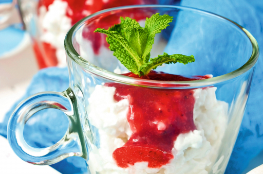 Rīsi ar ogu mērci. Rīsi ar ogu mērci.