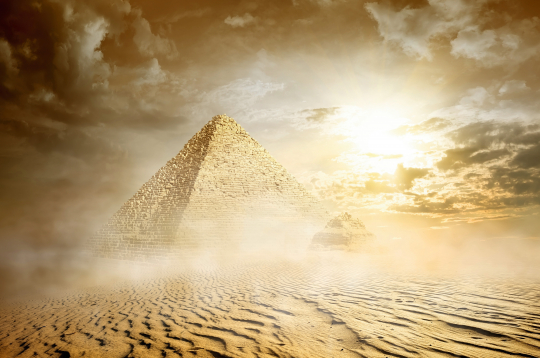 Krimas piramīdas. Ilustratīvs attēls.