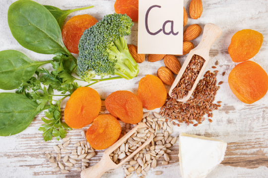 Kalciju saturoši produkti.