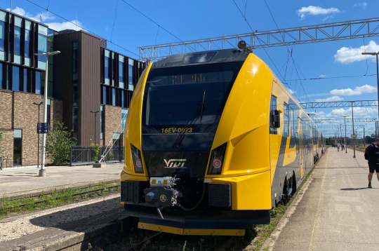 Jaunais elektrovilciens. Vivi.