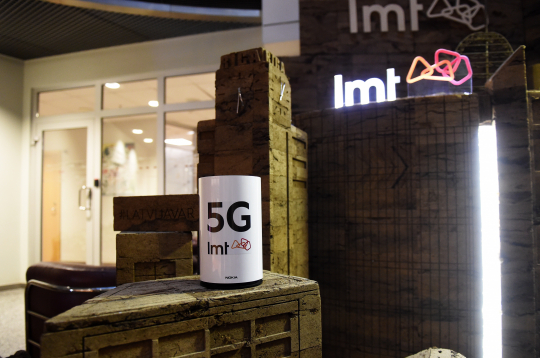 SIA "Latvijas Mobilais telefons" telpas Ropažu ielā.