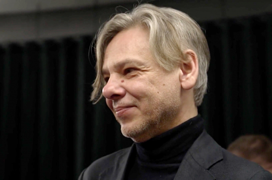 Dž. Dž. Džilindžers. Dž. Dž. Džilindžers.