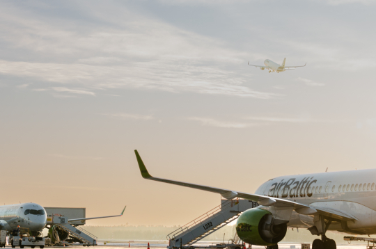 Rīgas lidosta. "airBaltic". 