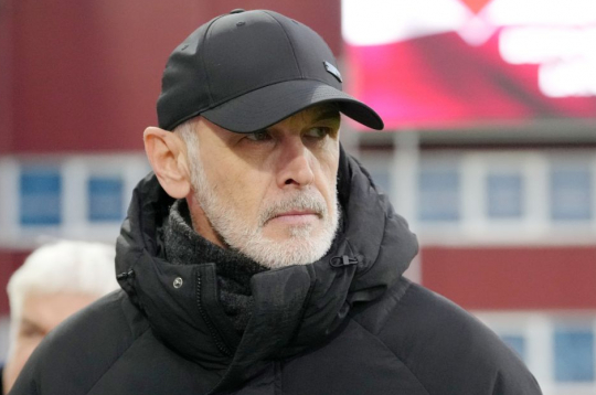 Latvijas Nacionālās futbola izlases galvenais treneris Paolo Nikolato. Latvijas Nacionālās futbola izlases galvenais treneris Paolo Nikolato.