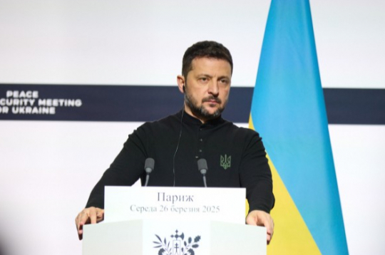 V. Zelenskis Parīzes samitā.