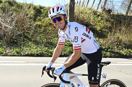 Emīls Liepiņš lieliski iejuties Šveices komandā "Q36.5 Pro Cycling Team", tās rindās šonedēļ sākot savu otro lielo daudzdienu tūri karjerā.