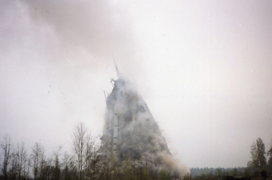 Skrundas radiolokatora uzspridzināšana. 1995. gada 4. maijs. 