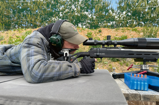 Ballistiskajos kalkulatoros ir iespēja ņemt vērā arī lodes rotāciju, laika apstākļus: temperatūru, gaisa mitrumu, vēja virzienu un stiprumu. Tādējādi korekcija būs daudz precīzāka.